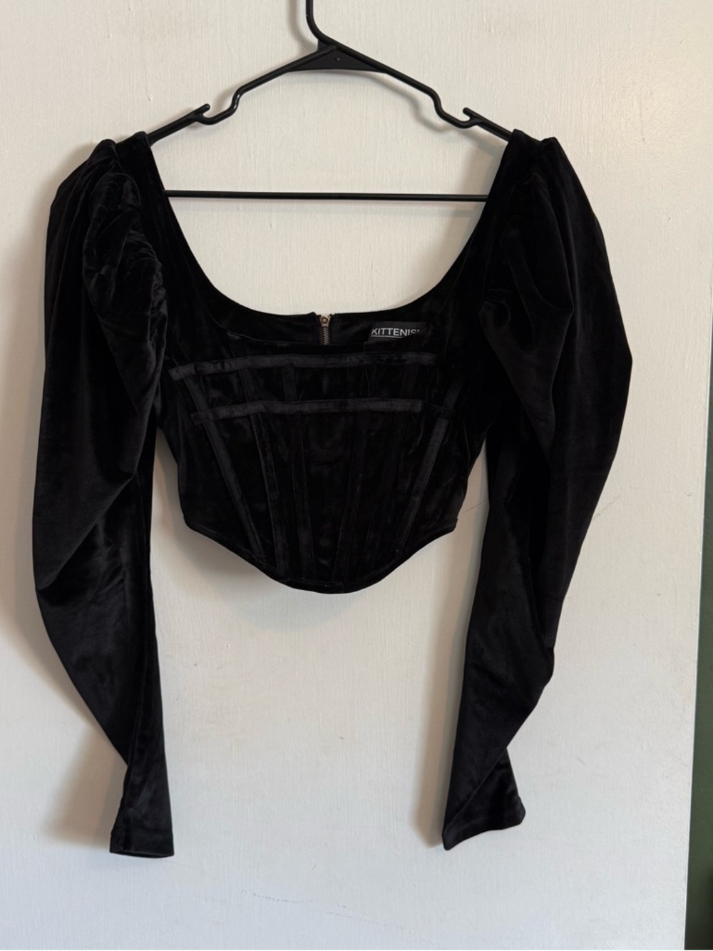 Kittenish Velvet Long Sleeve Bustier Black back zipper puff sleeve size medium